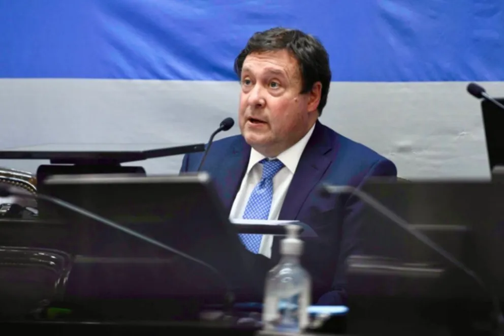 Compromiso de Weretilneck para fortalecer la lucha contra el alcoholismo
