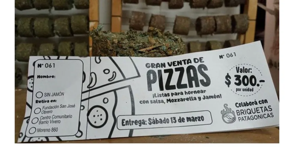 Grupo Briquetas Patagónicas vende pizzas para poder comprar una máquina