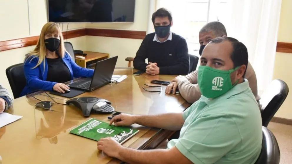 ATE acordó aumento del 30% para la Indumentaria
