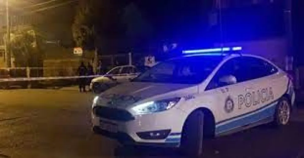 Fueron a robar, se les escapó un tiro y tuvieron que salir corriendo