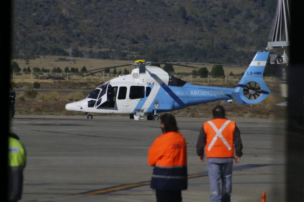 El presidente partió a Chubut para recorrer las zonas afectadas por los incendios