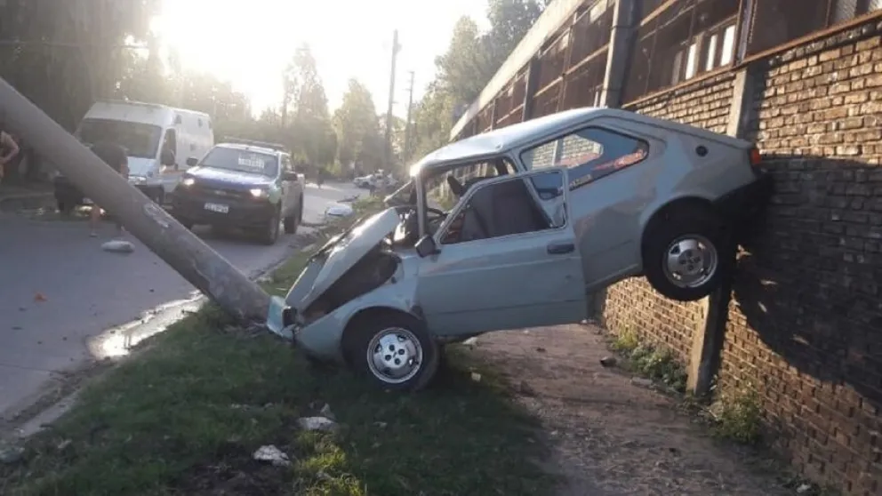Tiene 14 años, le robó el auto al padre: atropelló y mató a un ciclista