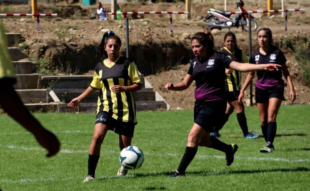 Las chicas jugarán en dos escenarios