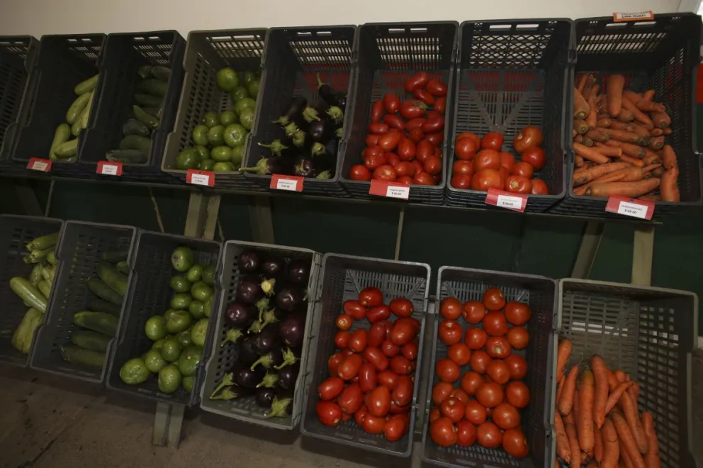 ¿Cierra su local de atención el Mercado Comunitario?