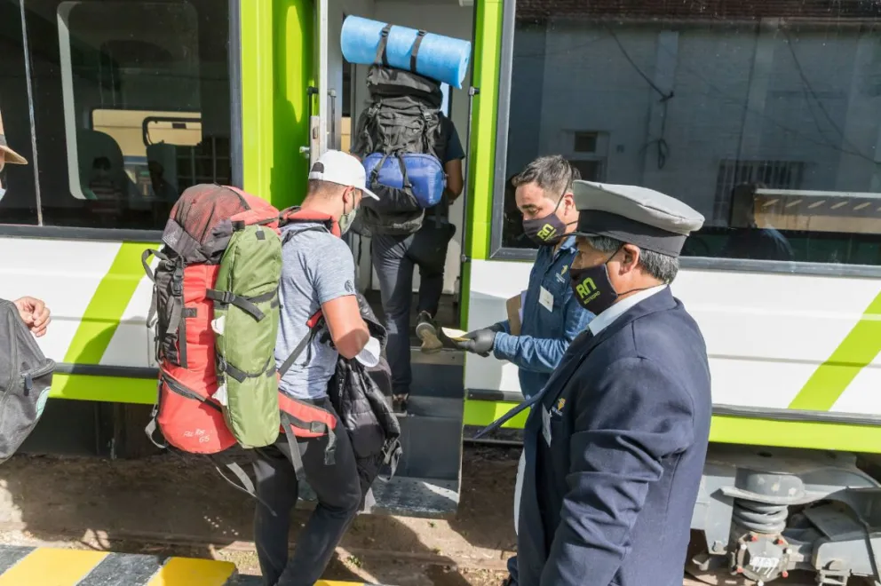 Proponen boleto universitario para viajar en el Tren Patagónico