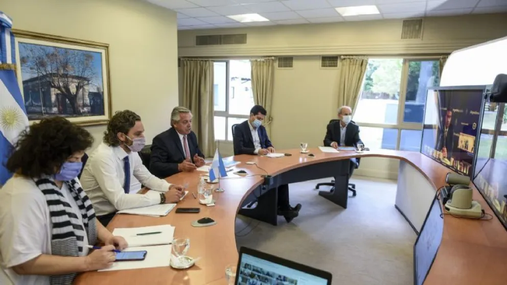 Fernández reúne a los 23 gobernadores para definir nuevas restricciones
