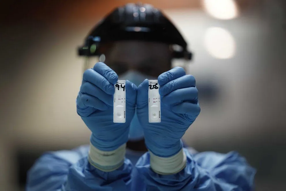 Descubren en Rosario dos posibles casos de la contagiosa cepa de Manaos