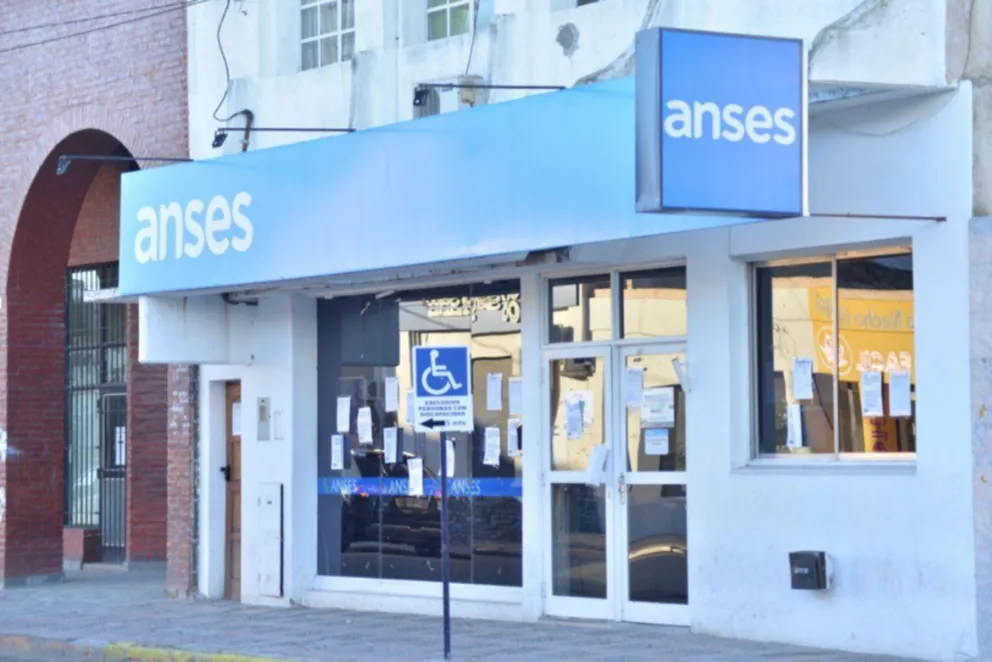 Anses extendió hasta el 30 de junio la suspensión del trámite de fe de vida