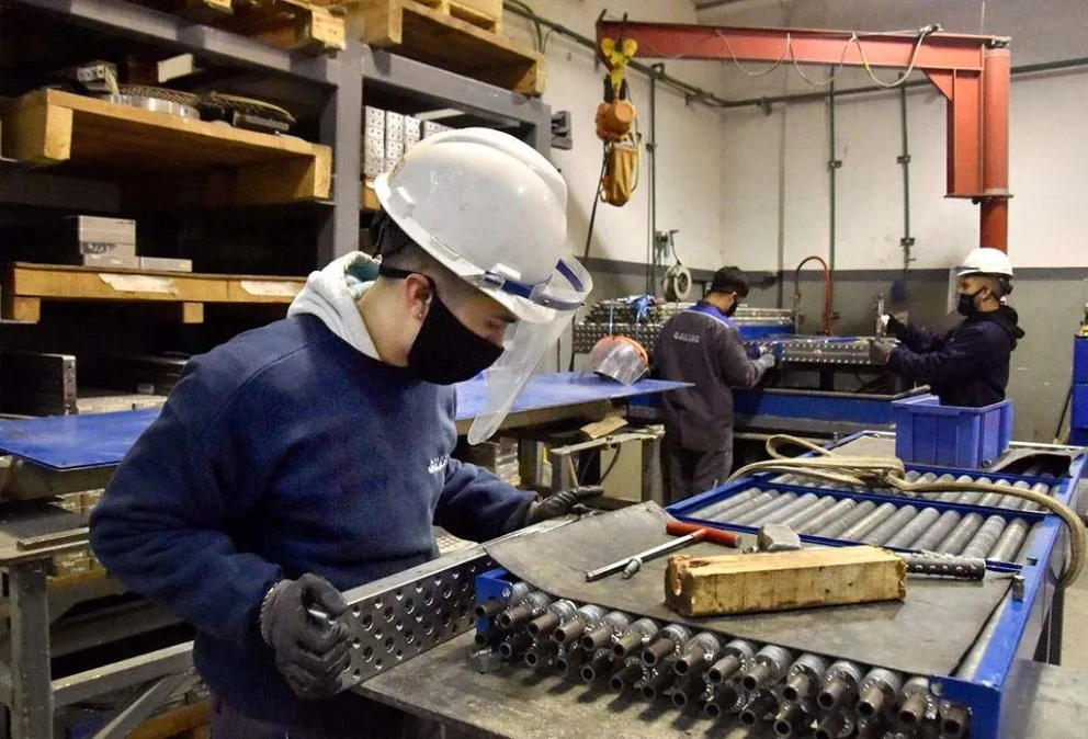 La industria de las Pymes volvió a crecer por tercer mes consecutivo en febrero