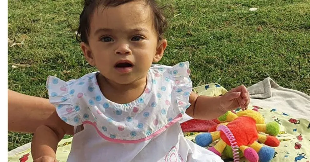 Pía recibiría trasplante de hígado de su papá