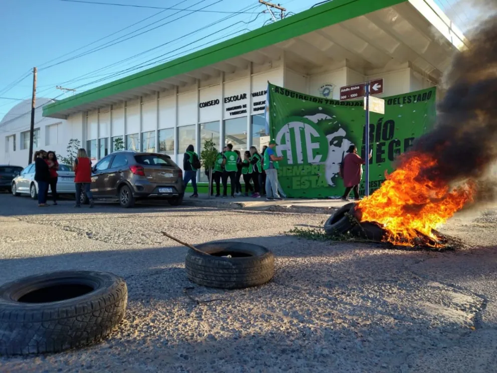 ATE ocupa el Consejo de Educación en el Valle Medio
