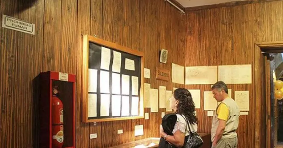 La Biblioteca Sarmiento cumplió años juntando donaciones