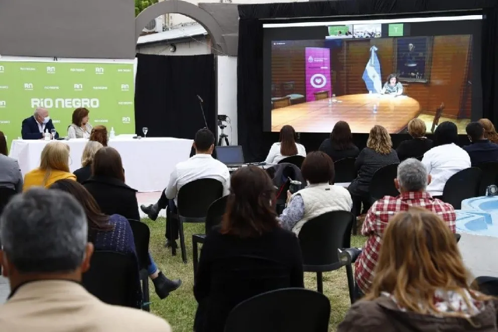 La Gobernadora no descartó nuevas medidas restrictivas si aumentan los casos