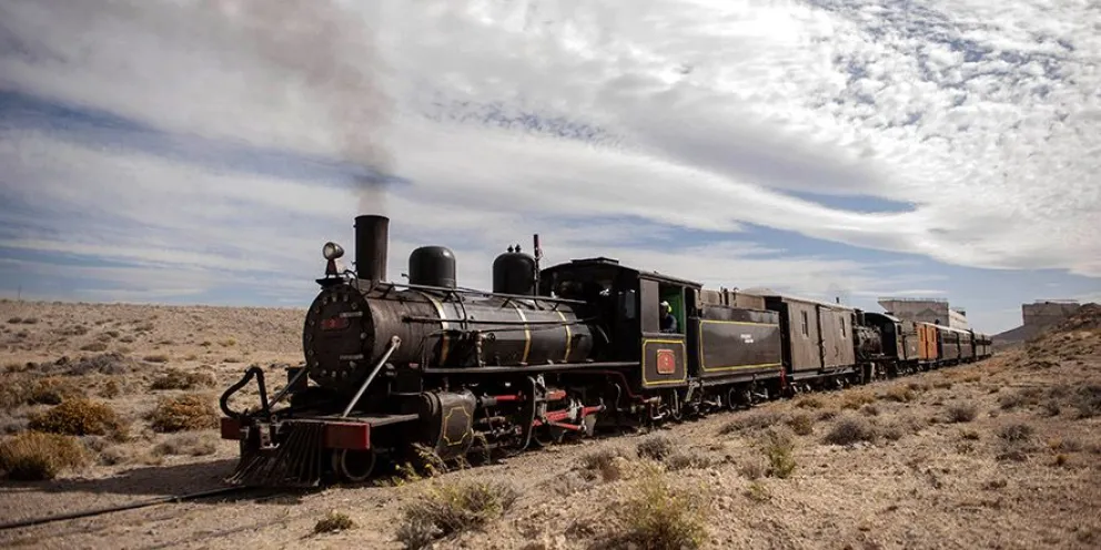Semana Santa: la Trochita realizará su último viaje de la temporada estival
