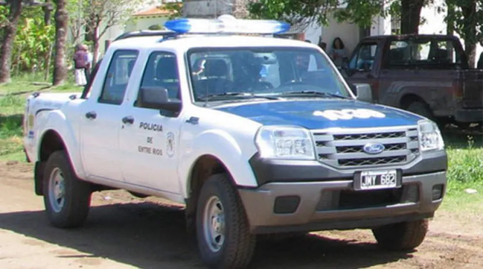 Condenaron a 10 años de prisión a un policía por prostituir a su esposa