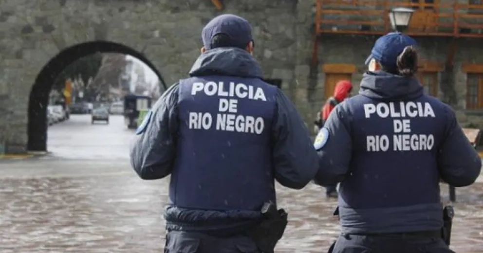 Preocupan los robos con delincuentes usando uniformes policiales 