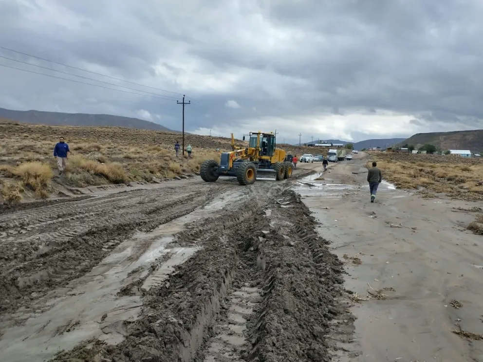 Ruta 23: habilitaron el tránsito con extrema precaución entre Jacobacci y Dina Huapi