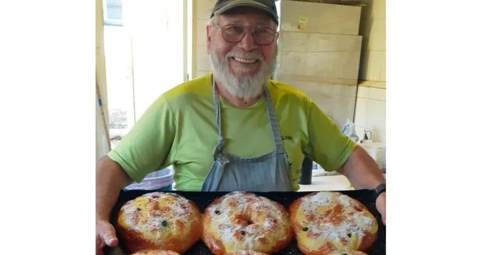 Gran venta de roscas de Pascua de Nicolás Martínez