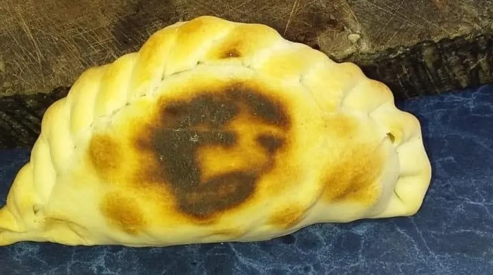 Rosario: familia asegura que el rostro de Jesús apareció en una empanada