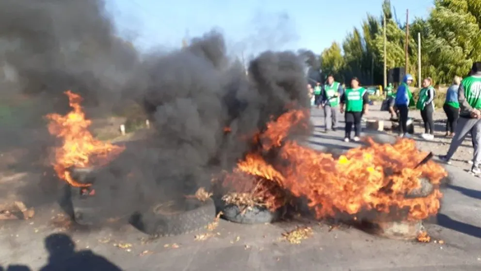Incidentes en Cinco Saltos: militantes de ATE serán denunciados por agresión