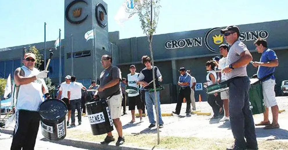 Protestaron en el acceso al casino y ahora deberán pagarle más de 15 millones a la empresa
