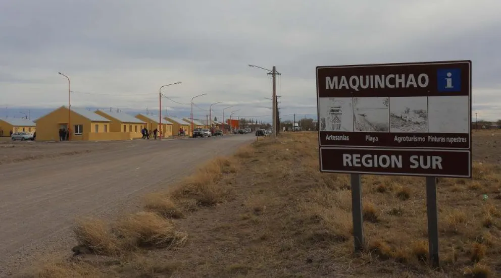 Domingo de urnas en Maquinchao.