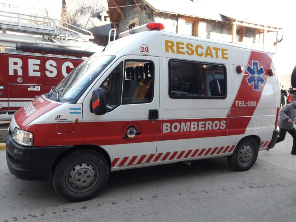 Vecinos piden ayuda para una madre con tres hijas que perdió todo en un incendio  