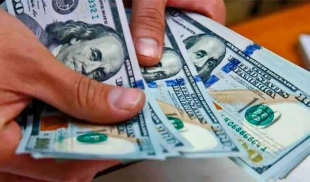 El dólar blue sumó su tercera baja consecutiva: a cuánto cotiza hoy