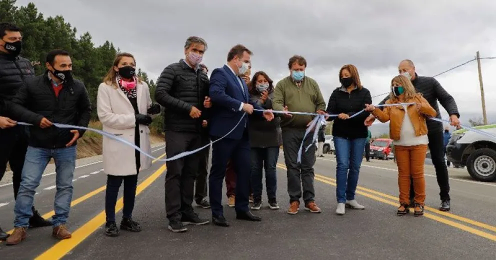Inauguraron el asfalto del circuito Mallín Ahogado