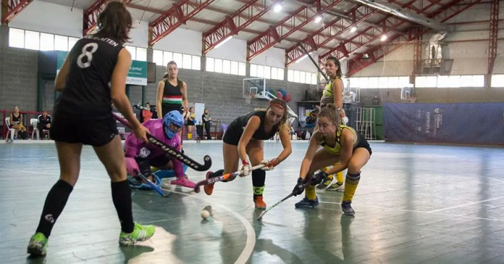 La vuelta del hockey fue pura emoción