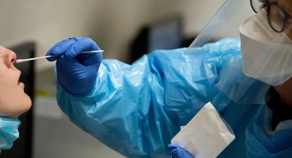 ¿Dónde me tengo que ir a hisopar si tengo síntomas?