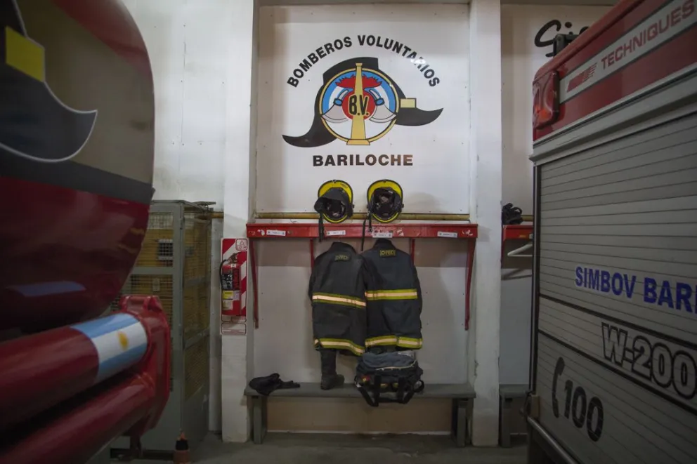 Bomberos Voluntarios debe comprar accesorios de equipos de respiración autónoma
