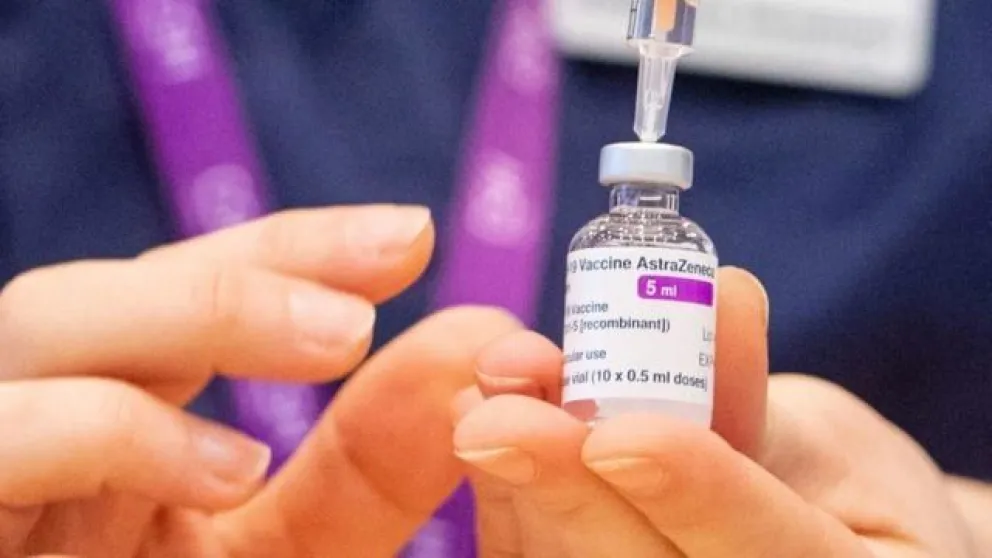 Llegarán al país 864.000 vacunas AstraZeneca desde Holanda