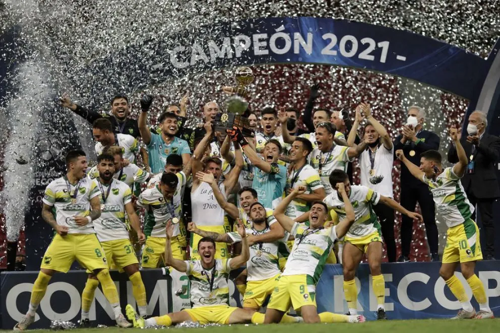 Defensa y Justicia ganó la Recopa Sudamericana frente al Palmeiras y por penales