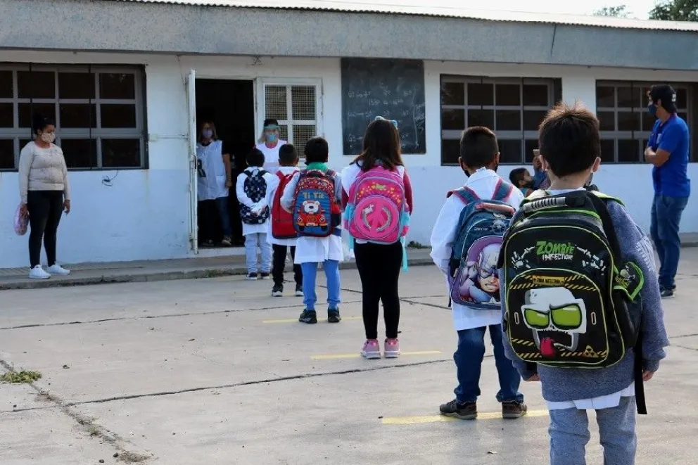 En Río Negro continúan las clases presenciales con estrictos protocolos 