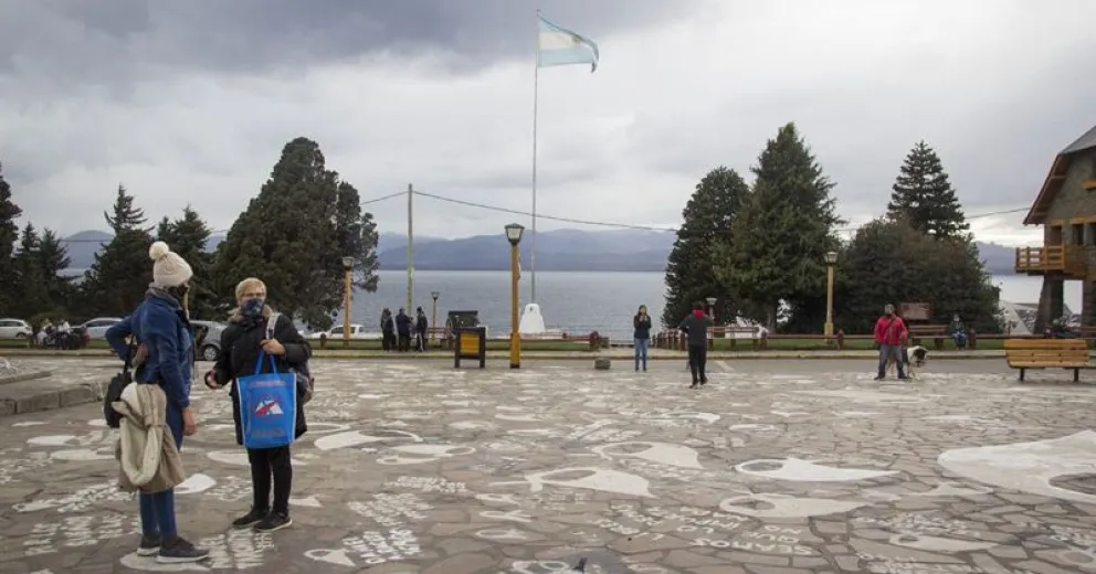 Por primera vez en varios días hubo más curados que casos positivos en la ciudad  