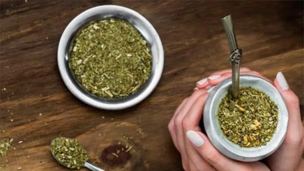Increíble: Argentina tuvo que salir a comprarle yerba a dos países limítrofes