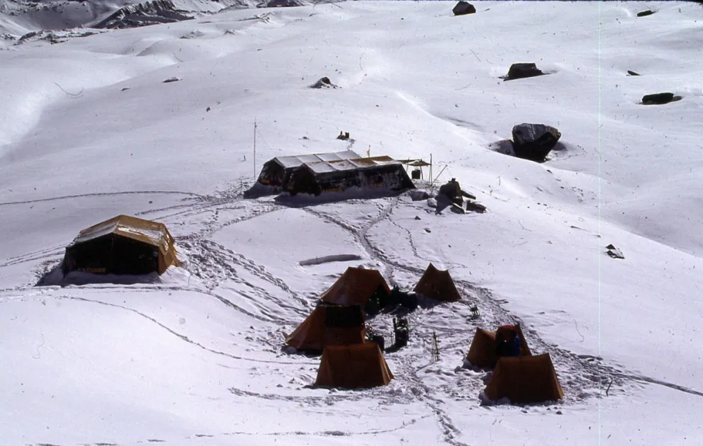 “Tragedia en el Dhaulagiri”, un viaje frustrado a la cima del Himalaya
