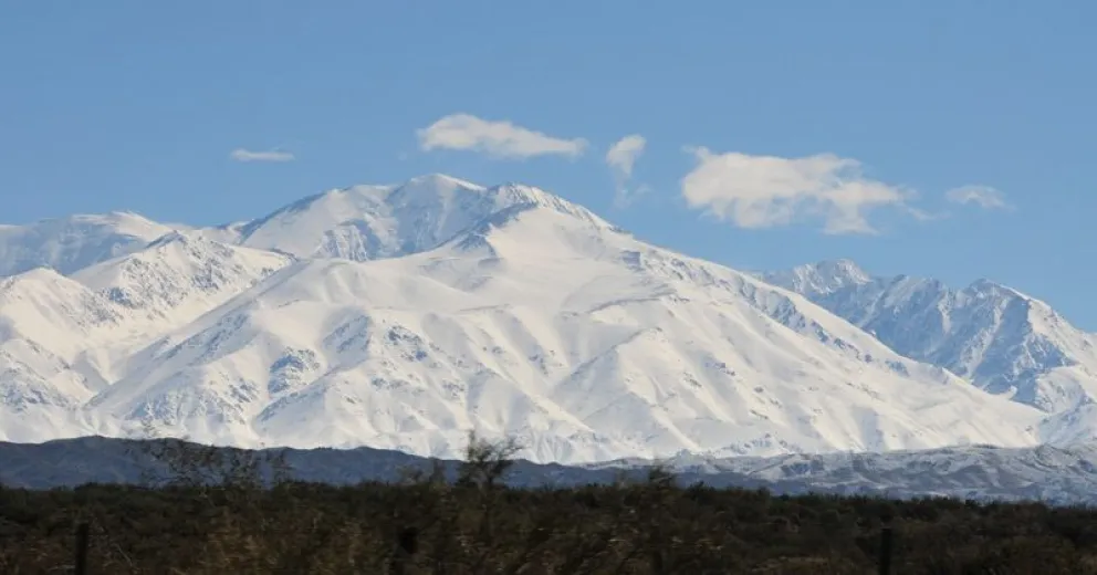 Hallaron los cuerpos congelados de dos andinistas perdidos hace 25 años