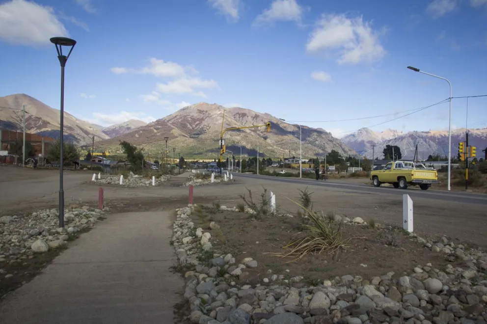 Aclaran que la falta de verde en el Paseo del Sur se debe a la escasez de agua