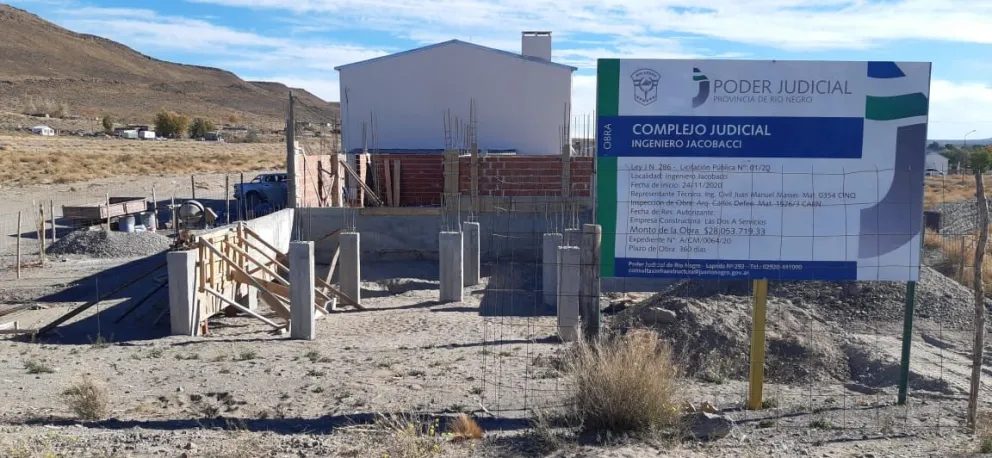 Complejo Judicial de Jacobacci: levantan las primeras columnas del edificio