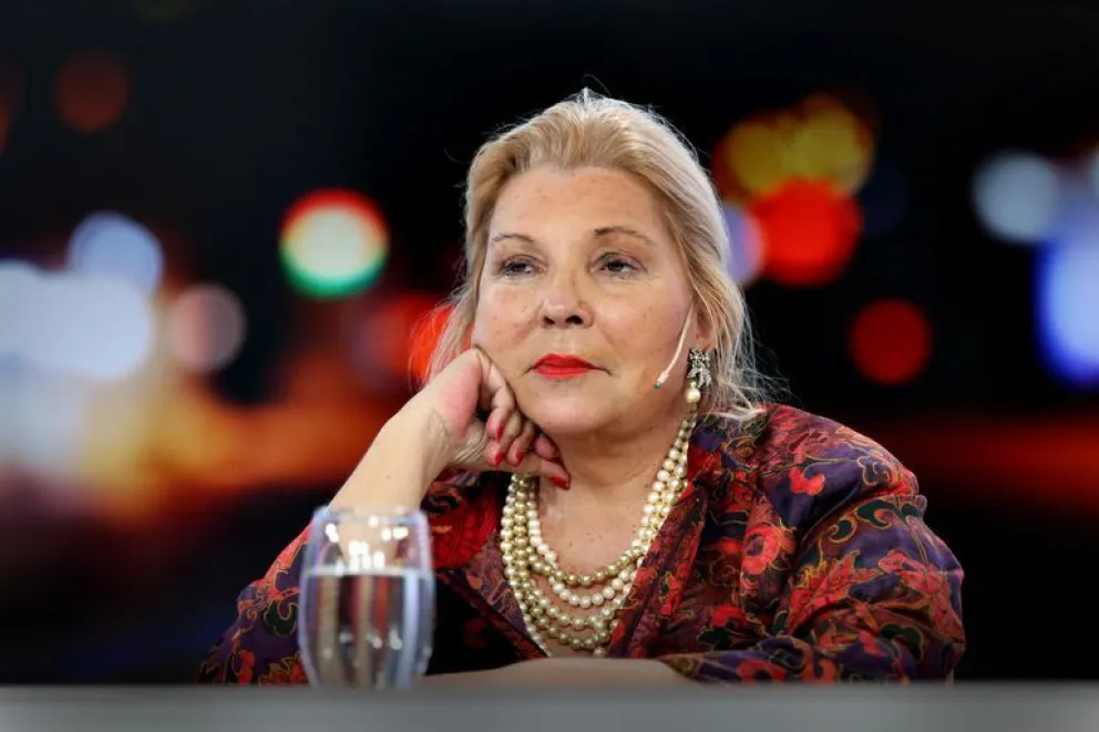 "Para defender la democracia en el mundo", Carrió no se aplicará la vacuna Sputnik V