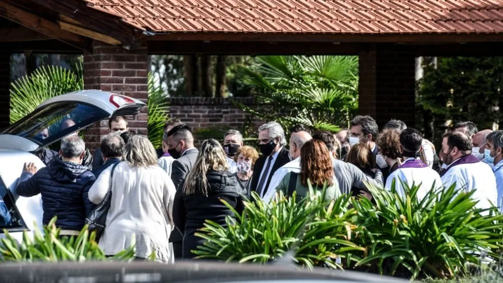 Junín: Inhumaron los restos del ministro Meoni, con la presencia del Presidente