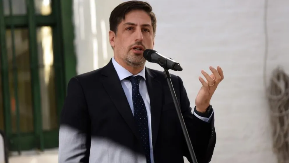 Trotta pidió “dejar de lado las diferencias” y acompañar al presidente