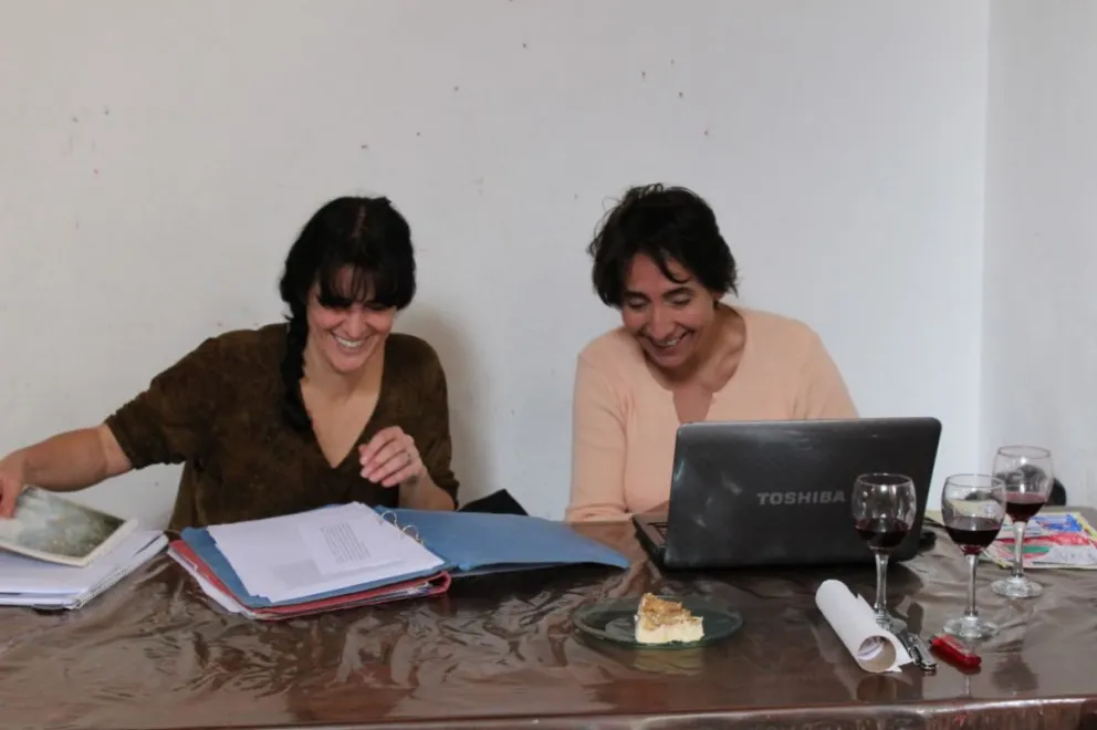 Mónica De Torres Curth y Cecilia Fresco publicaron “Circulares”