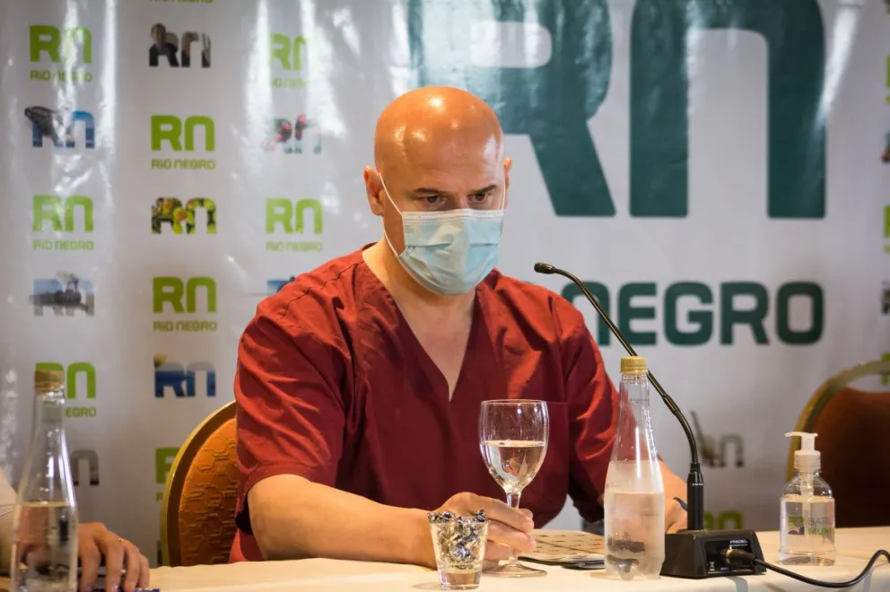 Leonardo Gil: “Es cuestión de tiempo para que llegue la cepa Delta”