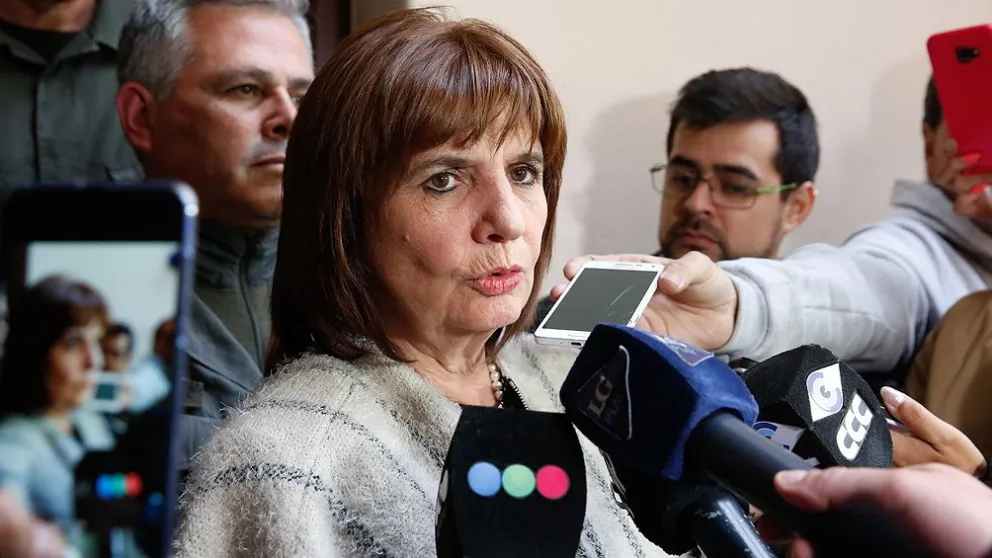 Patricia Bullrich sugirió entregar las Malvinas a Pfizer a cambio de vacunas