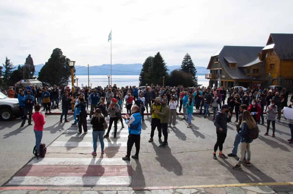 "No nos corten las piernas"
