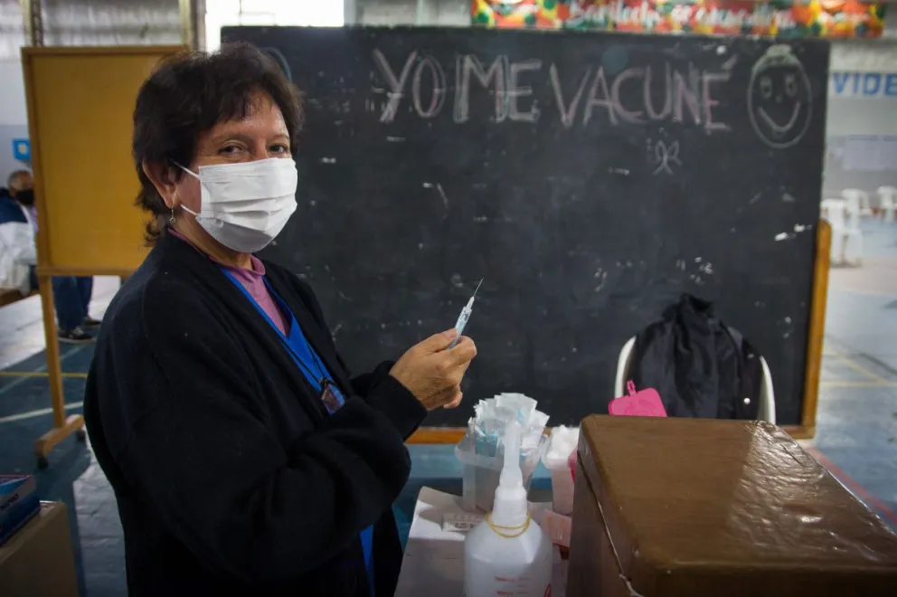 Comenzaron a vacunar a personas entre 18 y 59 años con factores de riesgo