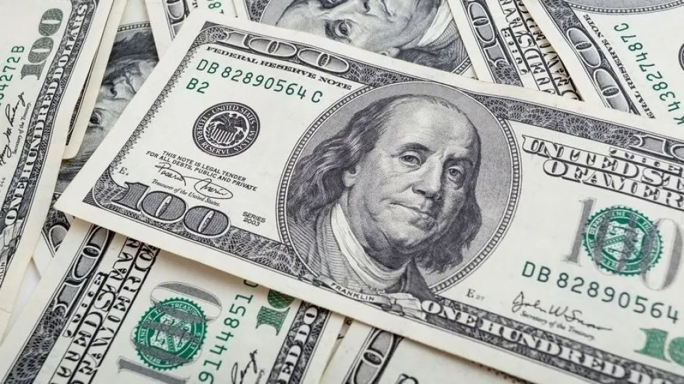 El dólar blue sigue subiendo, suma $17 en el mes y se acerca a su máximo histórico